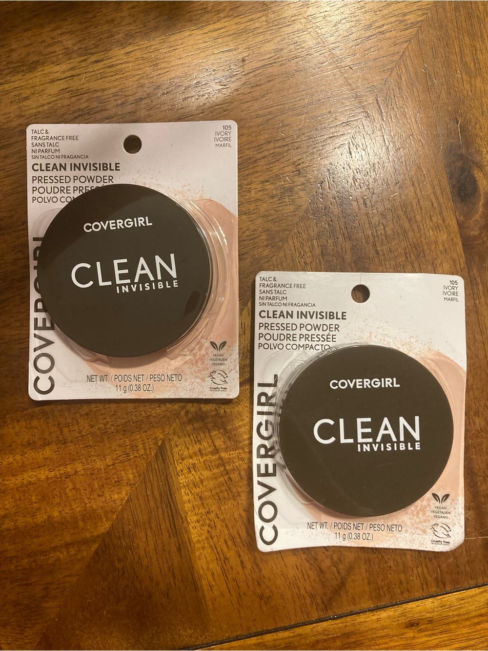 2 x Covergirl Clean Invisible Pressed Powder Ivory 105 - NIP